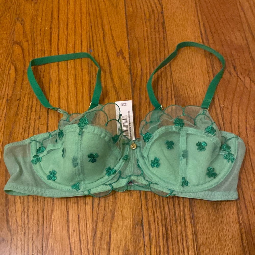 Adore me St. Patrick’s day bra